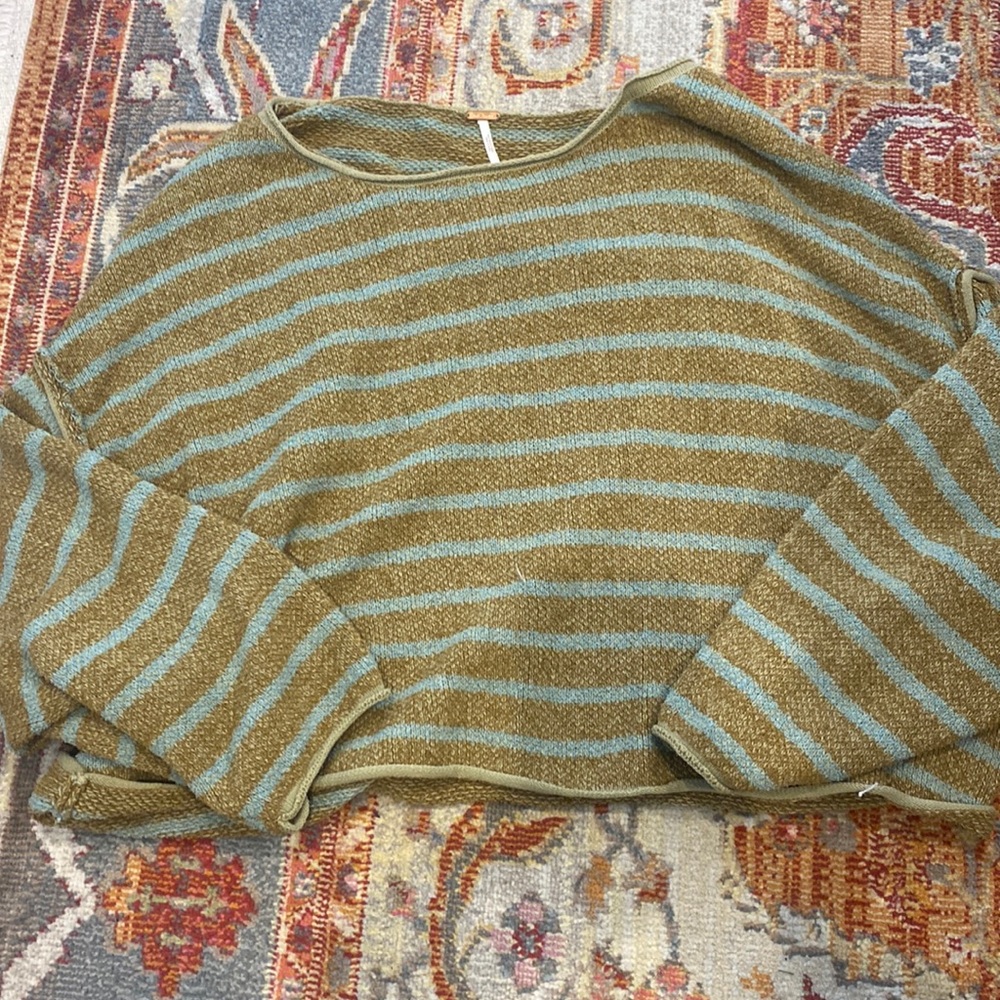 Free people sweater